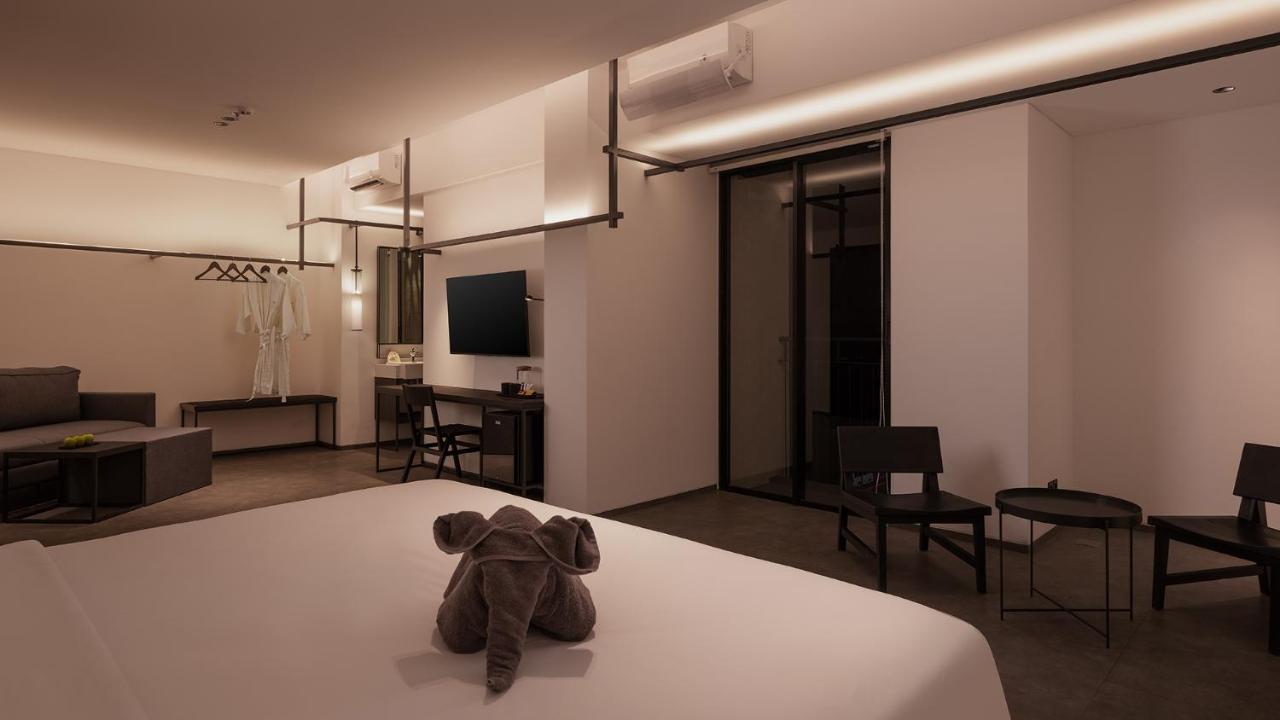Rez Hotel スマラン エクステリア 写真