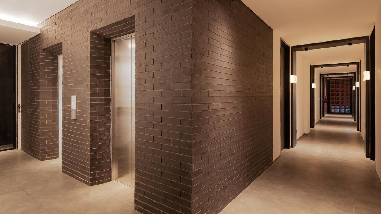 Rez Hotel スマラン エクステリア 写真